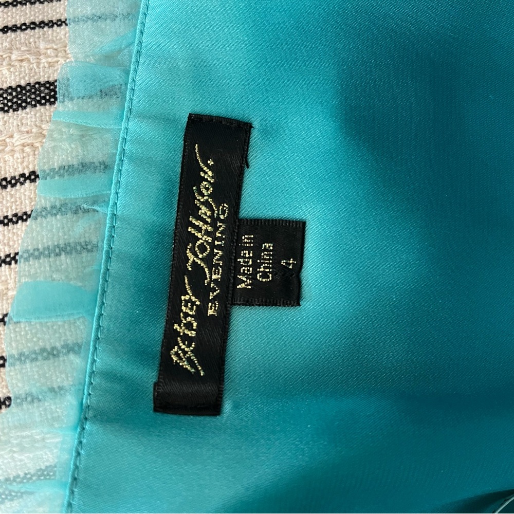 Betsy’s & Johnson Turquoise Evening Tea Party / Cupcake Dress - Picture 6 of 8